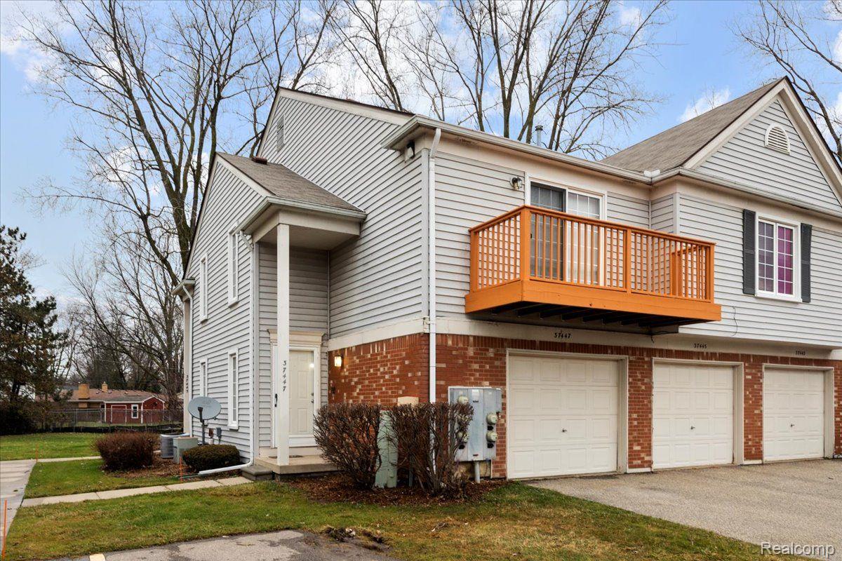 37447 STONEGATE Circle