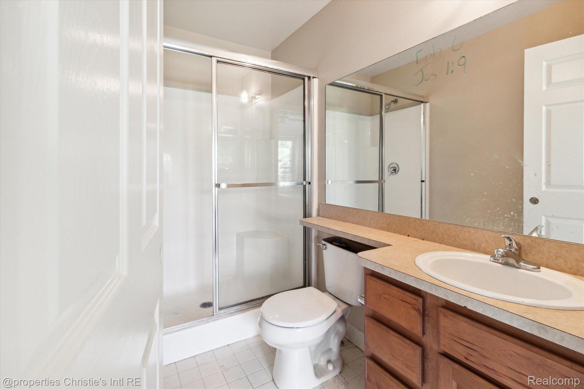 22837 WOODCREEK Drive