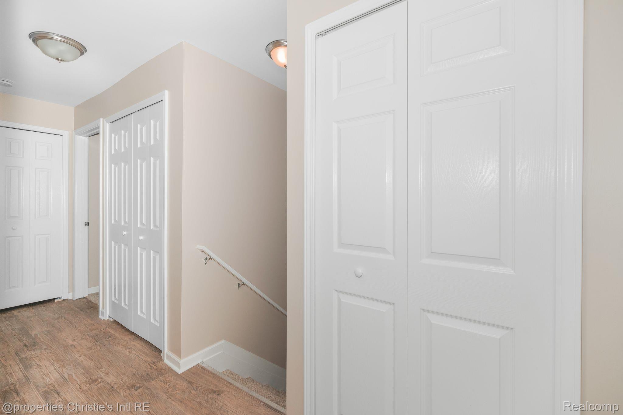 33829 PONDVIEW Circle