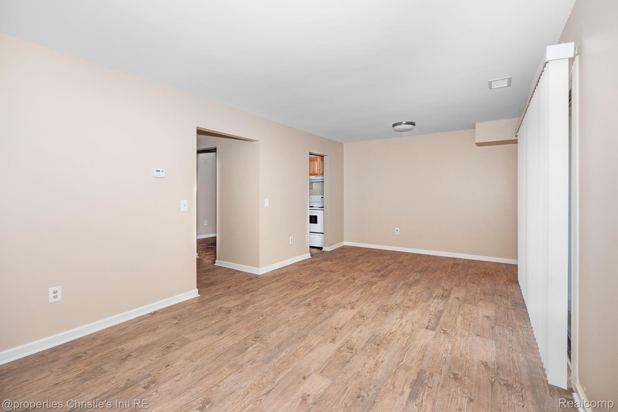 33829 PONDVIEW Circle