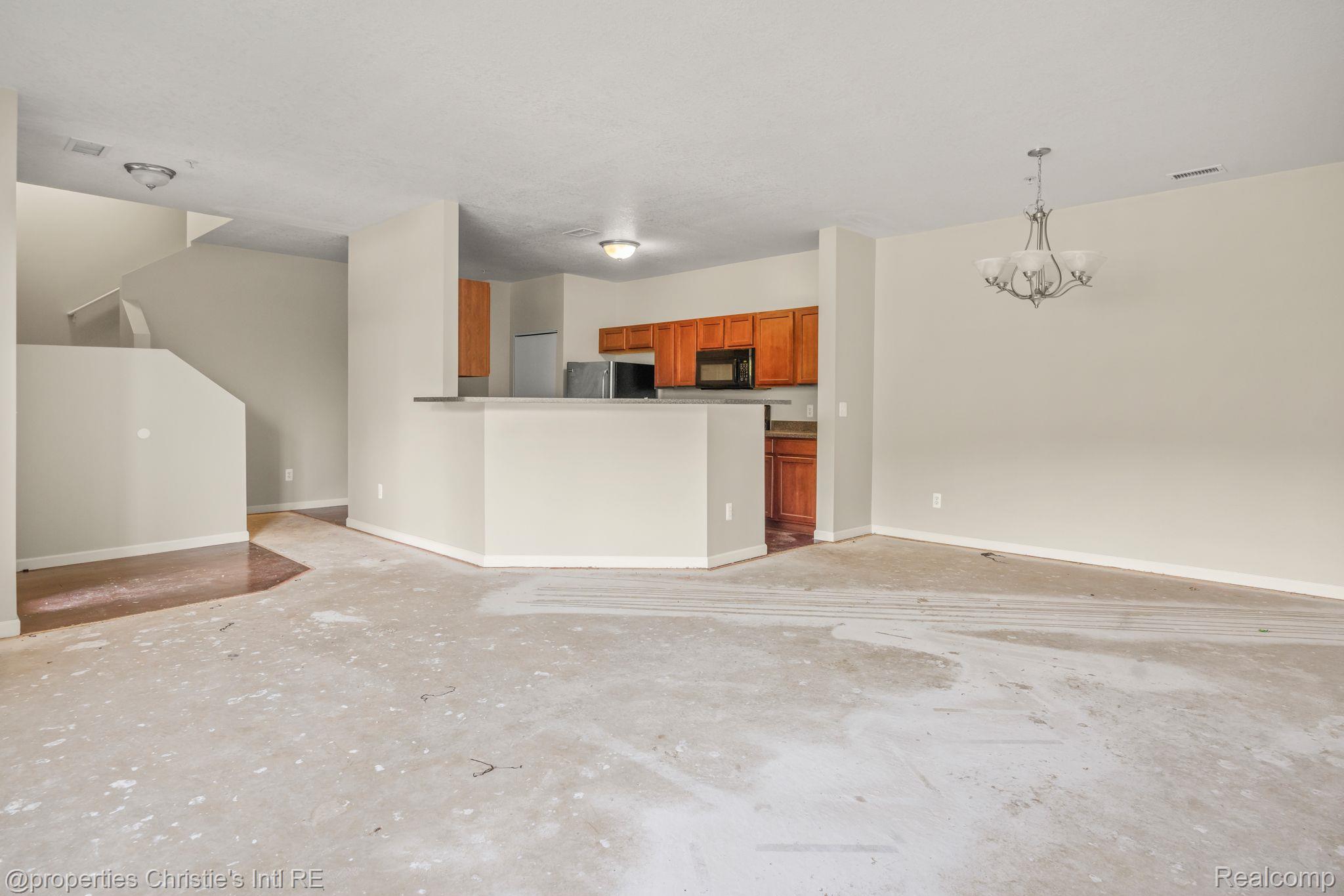 23434 RIDGEVIEW Street