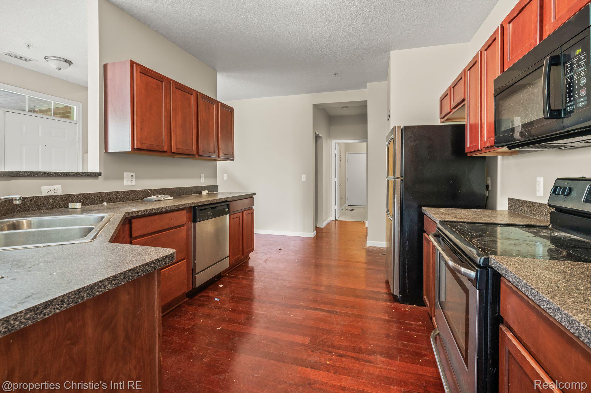 23434 RIDGEVIEW Street