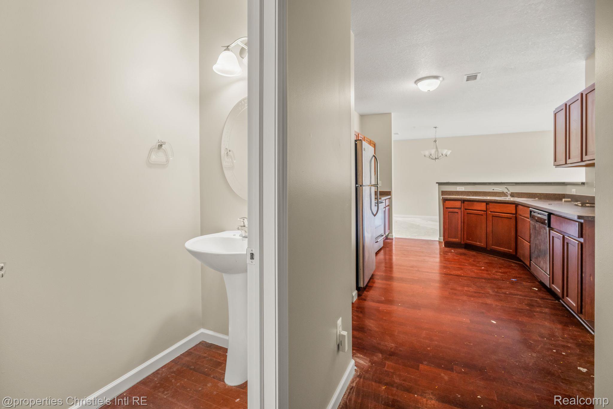 23434 RIDGEVIEW Street