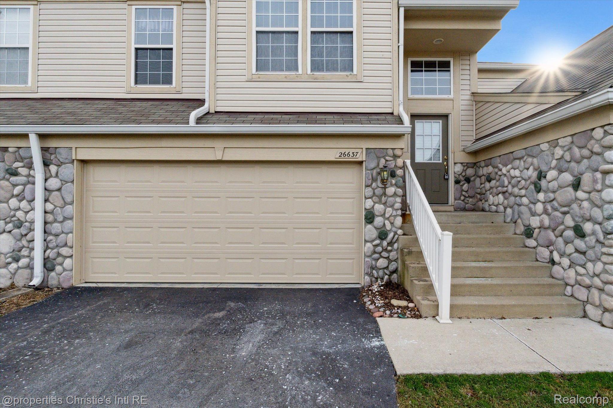 26637 KIRKWAY Circle