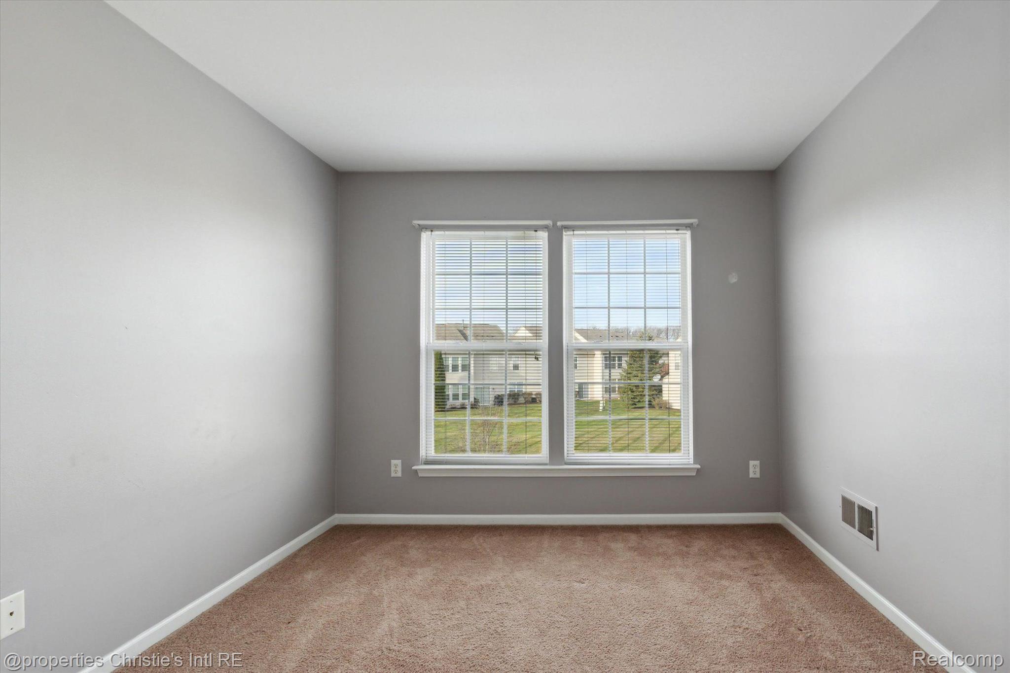 26637 KIRKWAY Circle