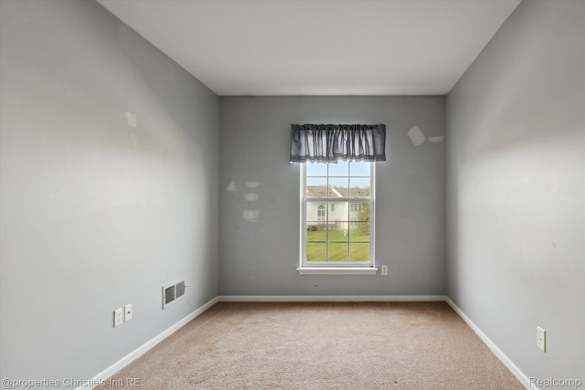 26637 KIRKWAY Circle