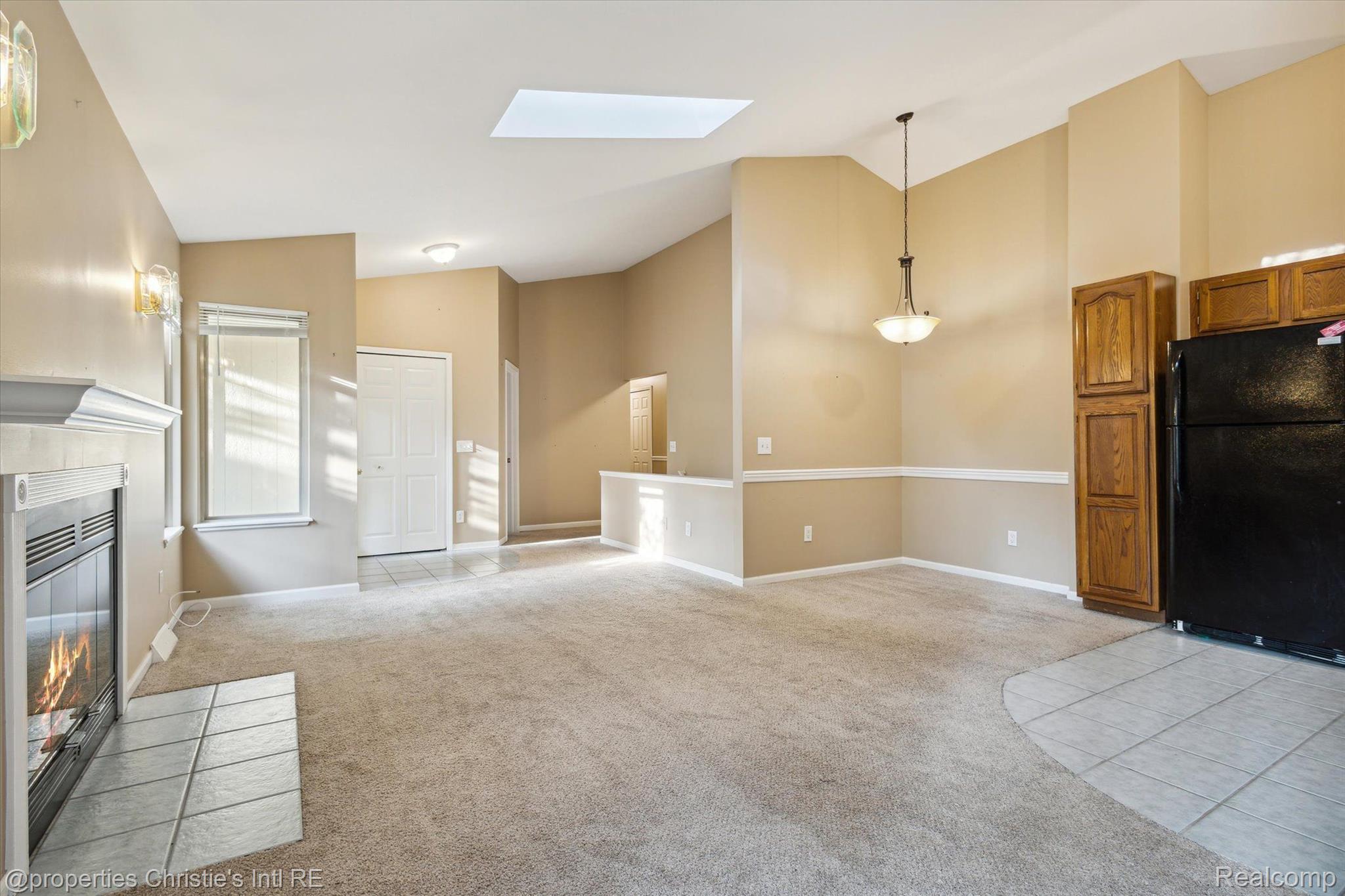 6558 PONTIAC LAKE Road