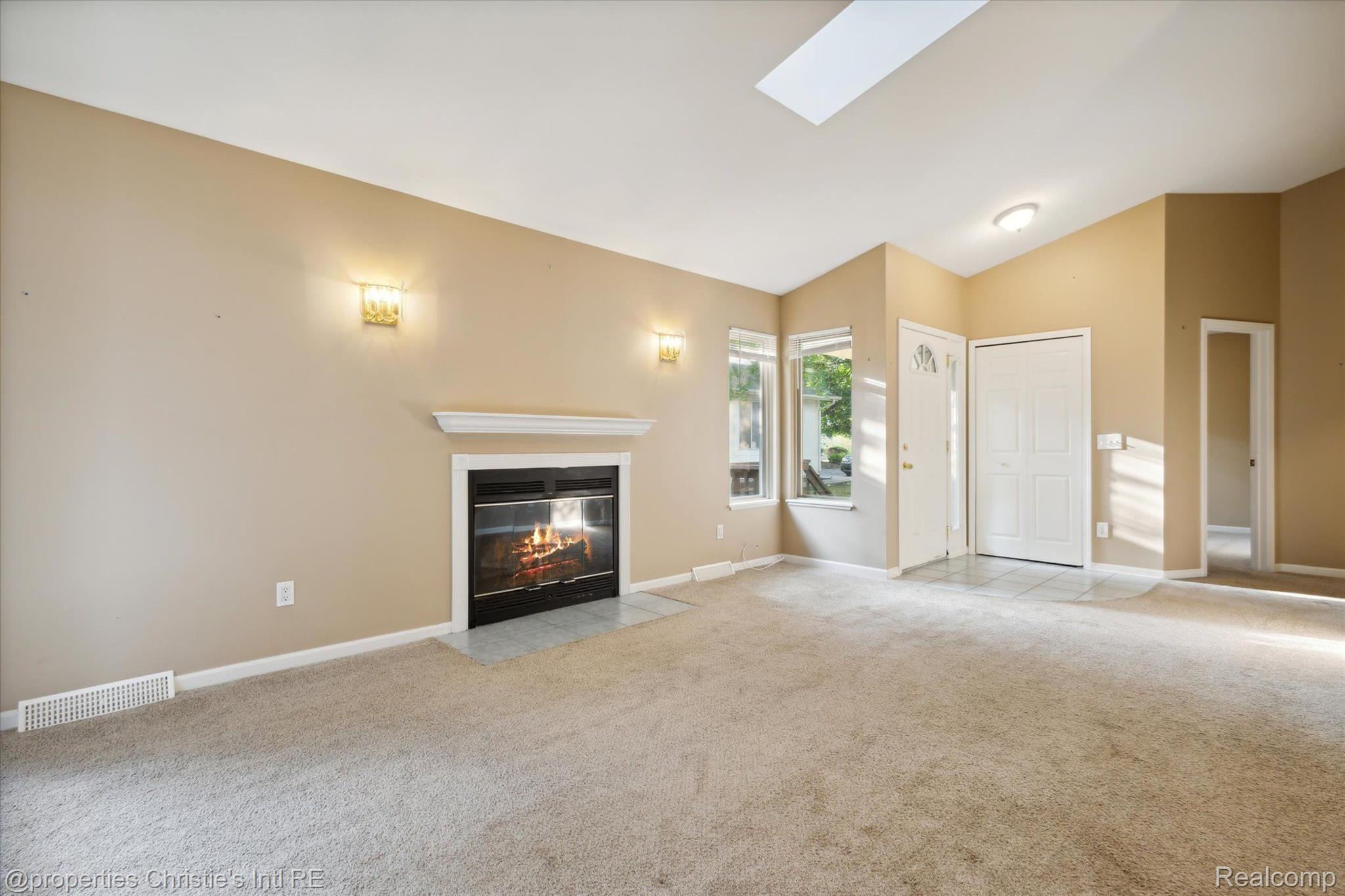 6558 PONTIAC LAKE Road