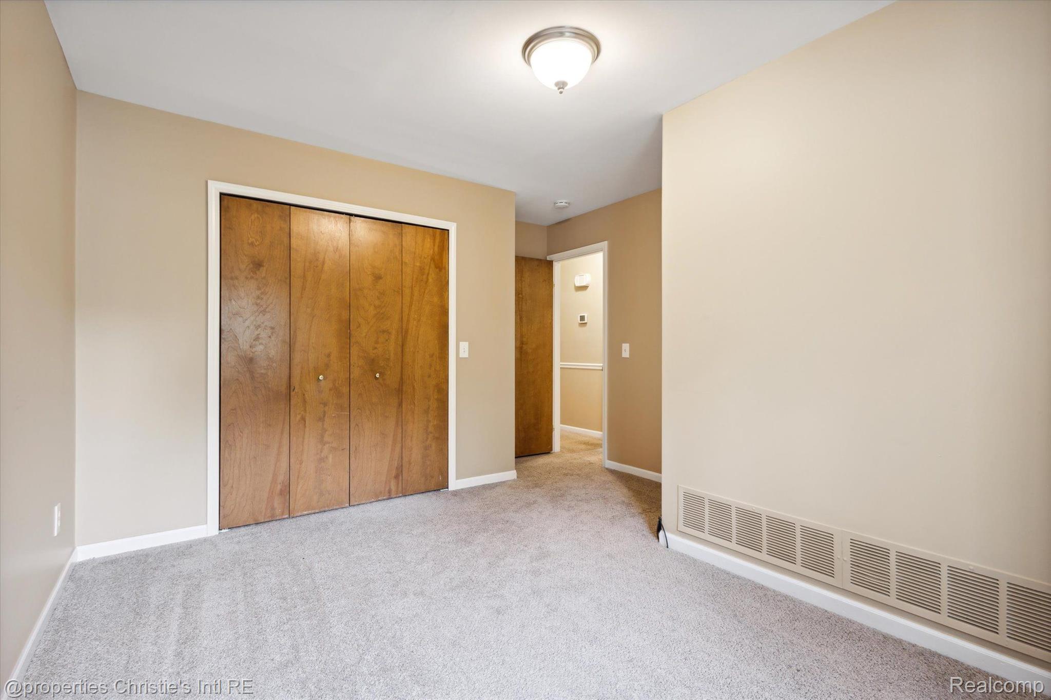 6558 PONTIAC LAKE Road