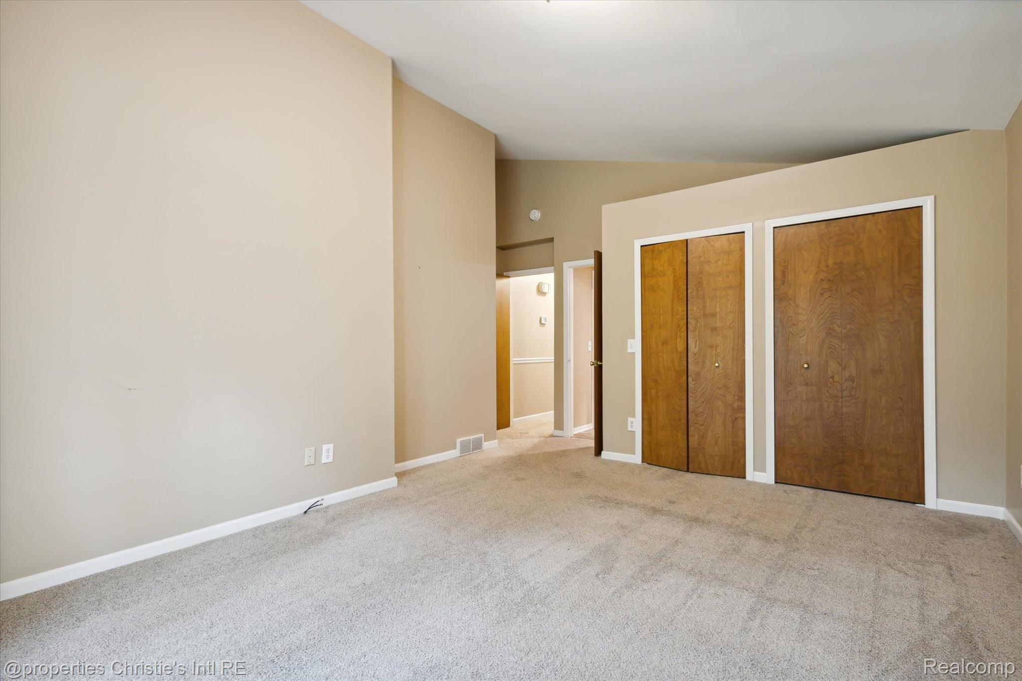 6558 PONTIAC LAKE Road