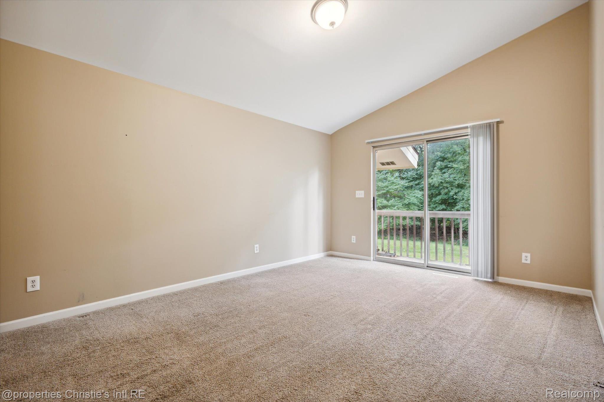 6558 PONTIAC LAKE Road