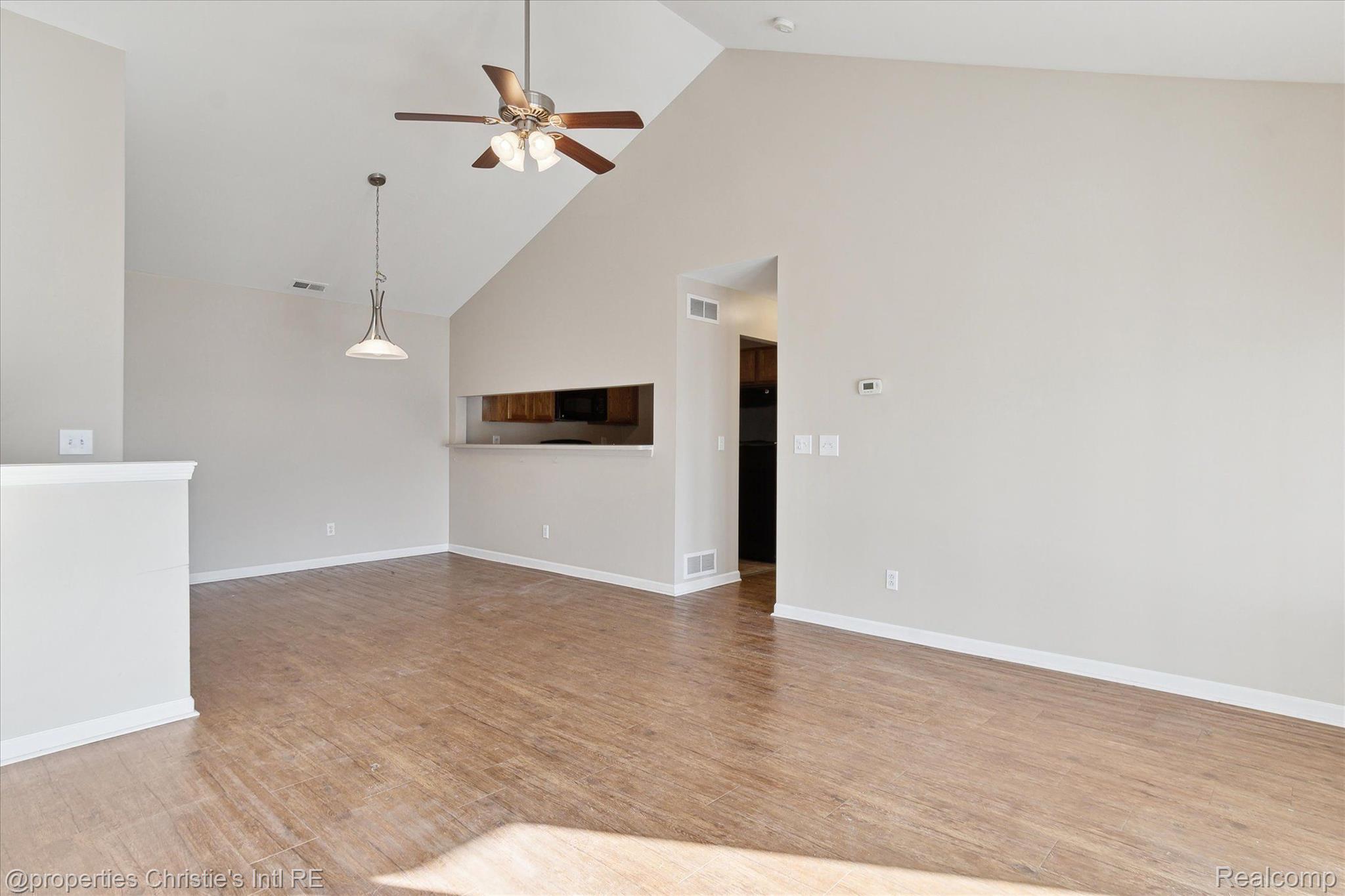 22077 FAIRLANE Boulevard