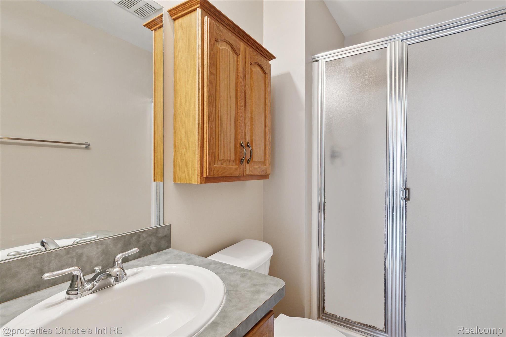 22077 FAIRLANE Boulevard