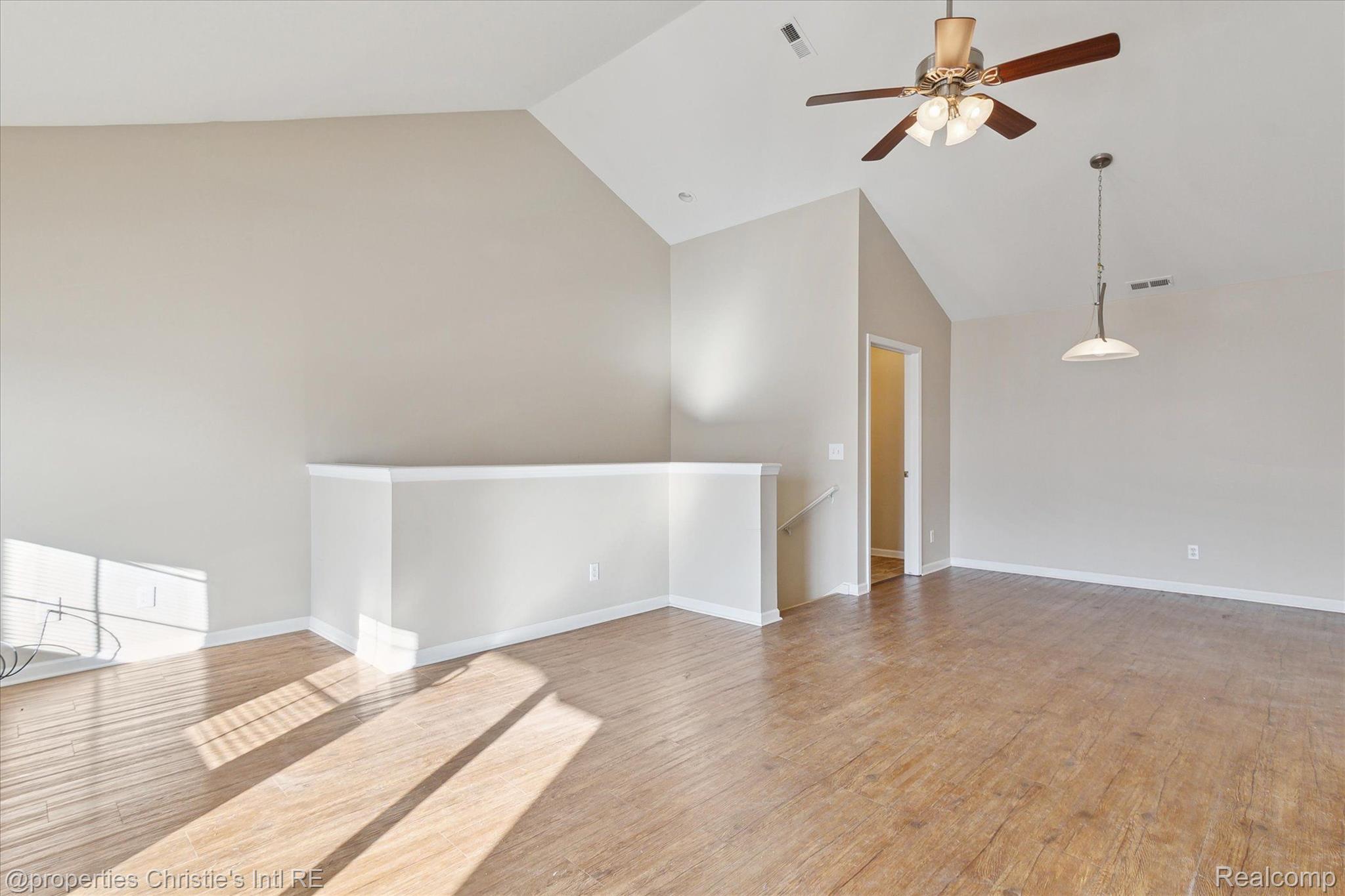 22077 FAIRLANE Boulevard