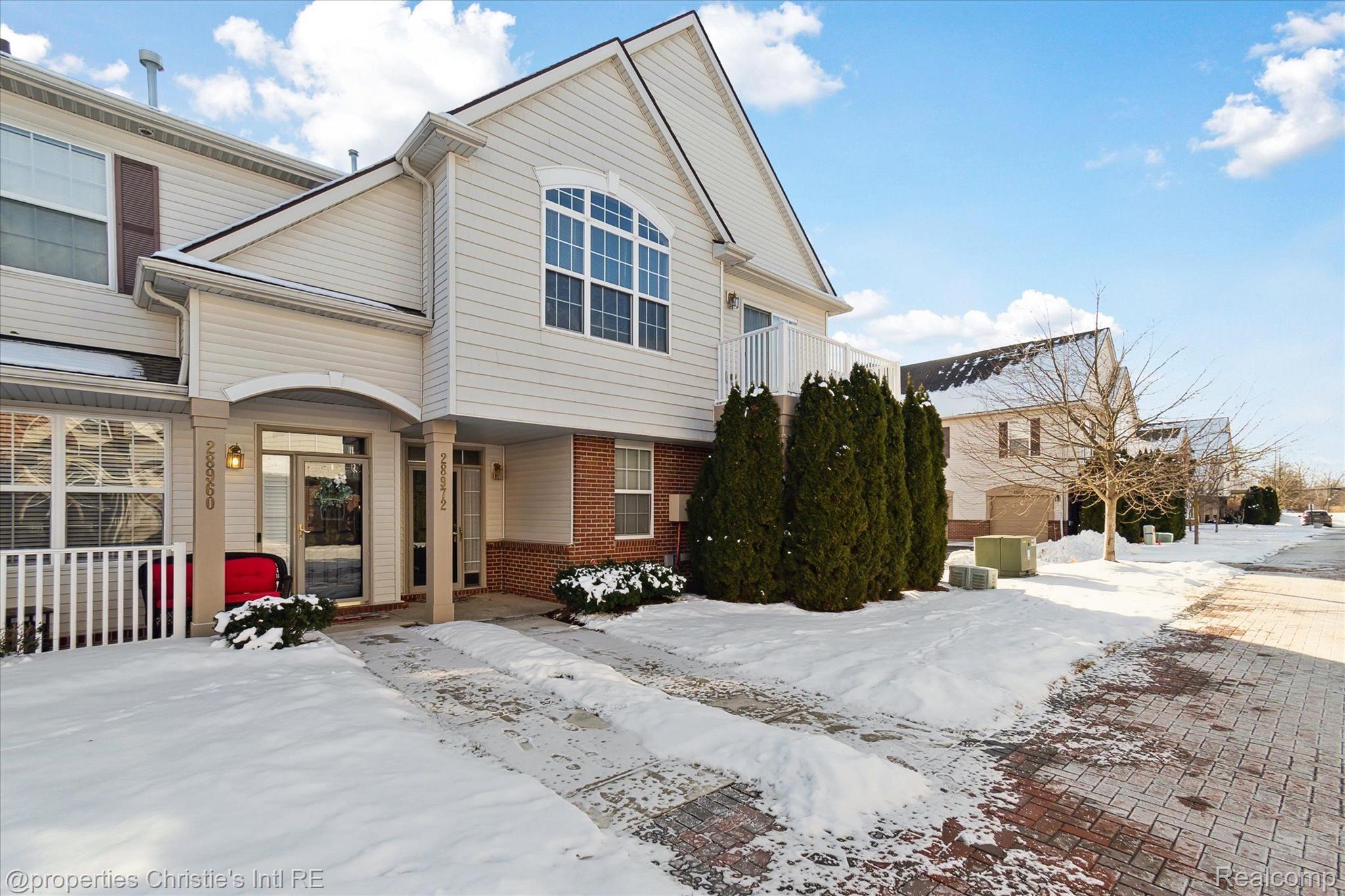 28972 WHITBY Drive 2