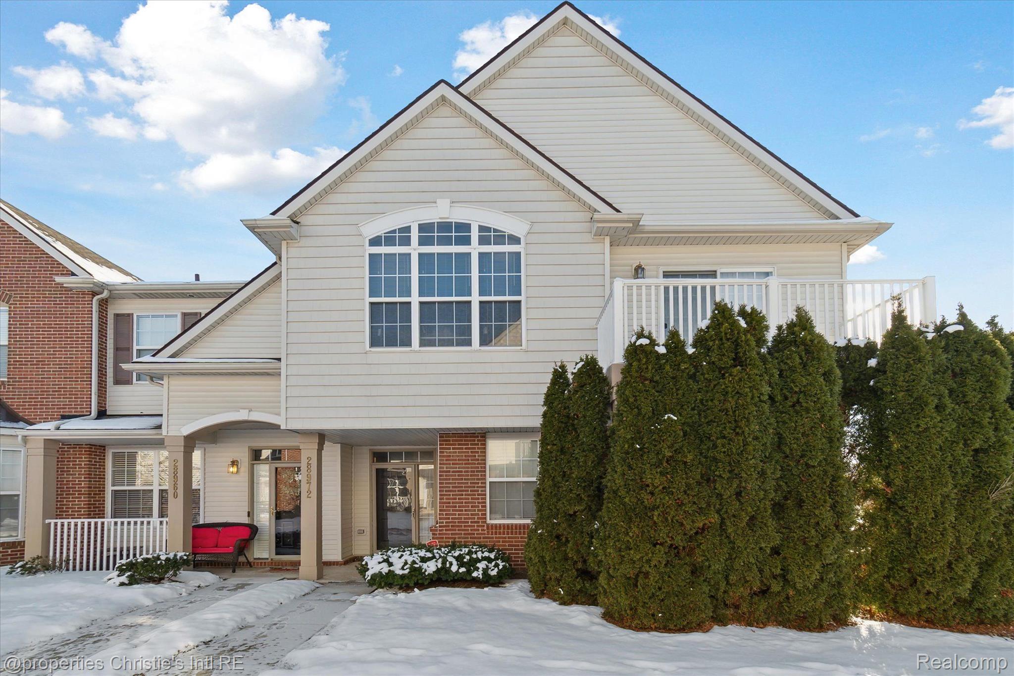 28972 WHITBY Drive 2