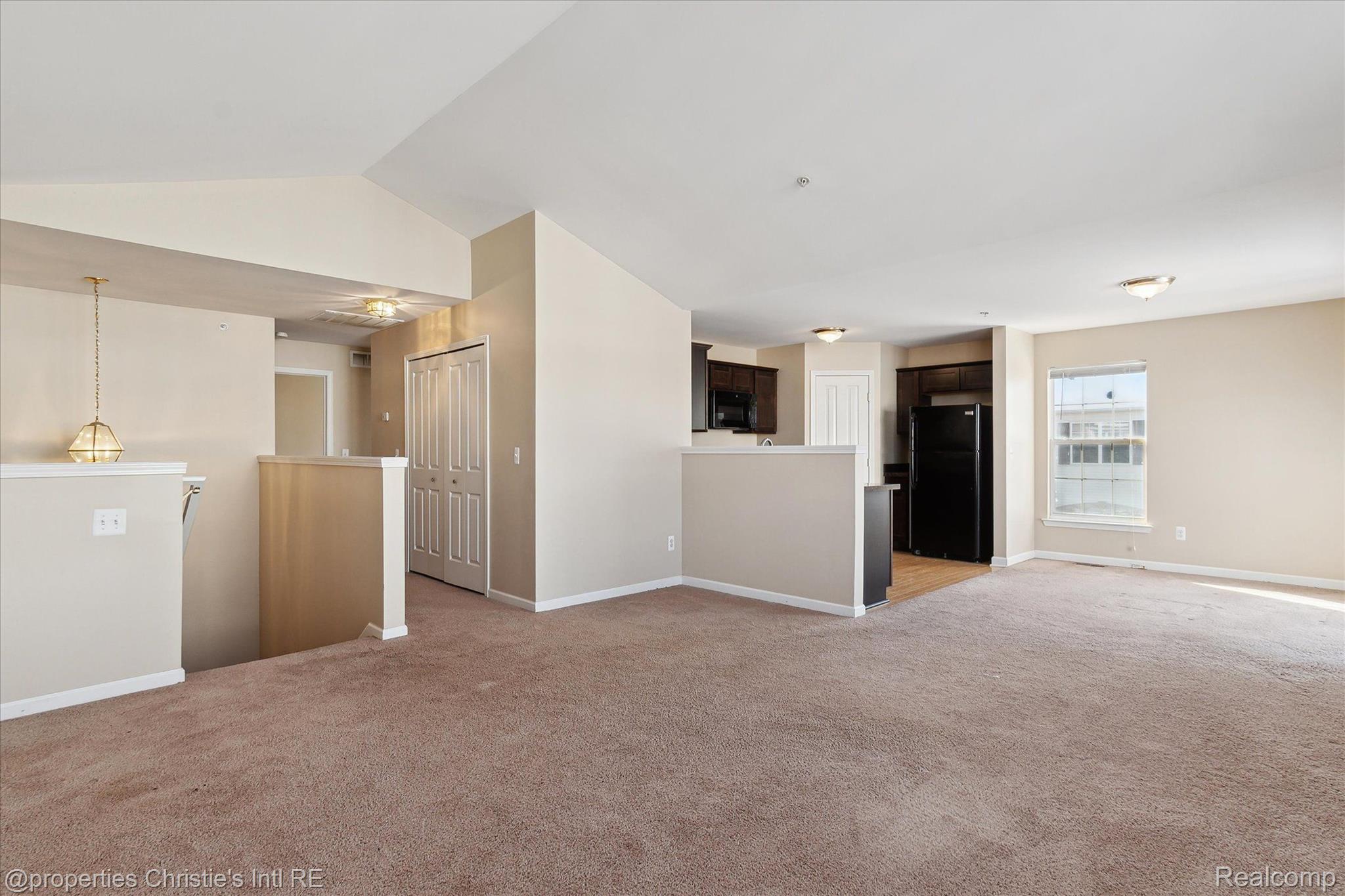 28972 WHITBY Drive 2