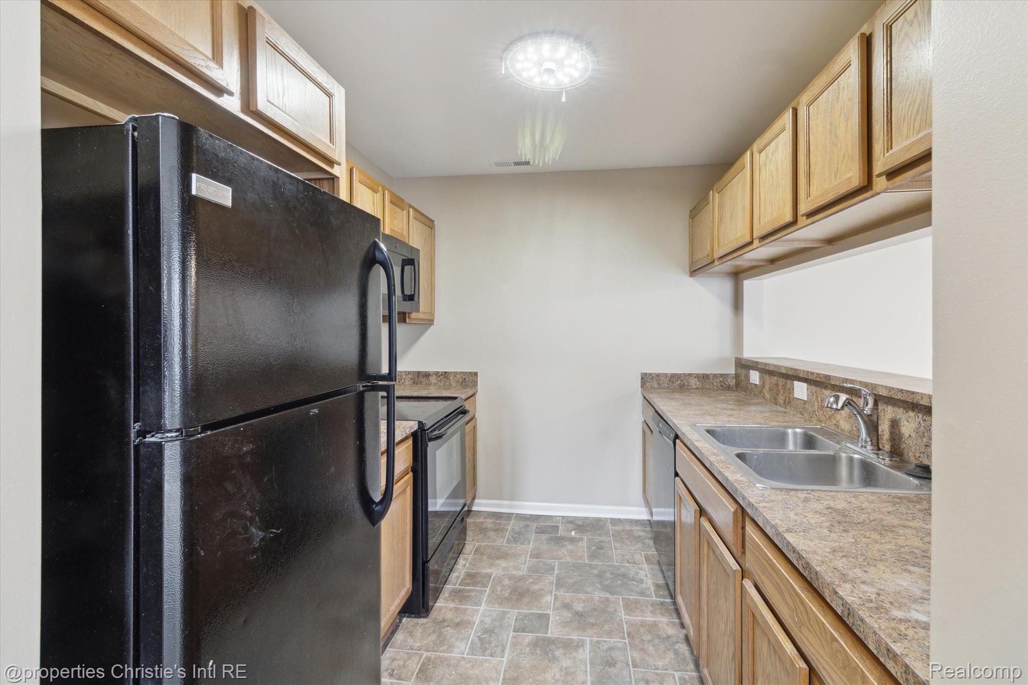 3331 WHITAKER Drive