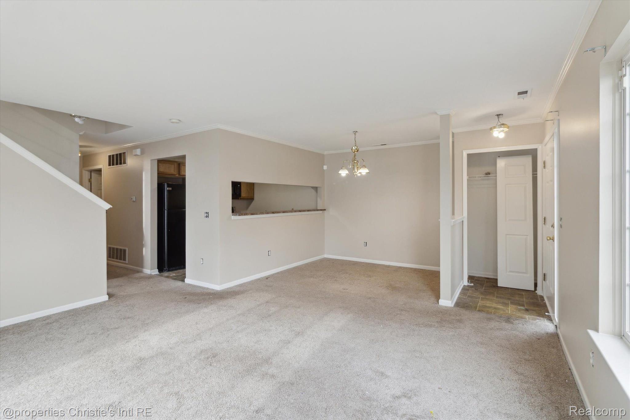 3331 WHITAKER Drive