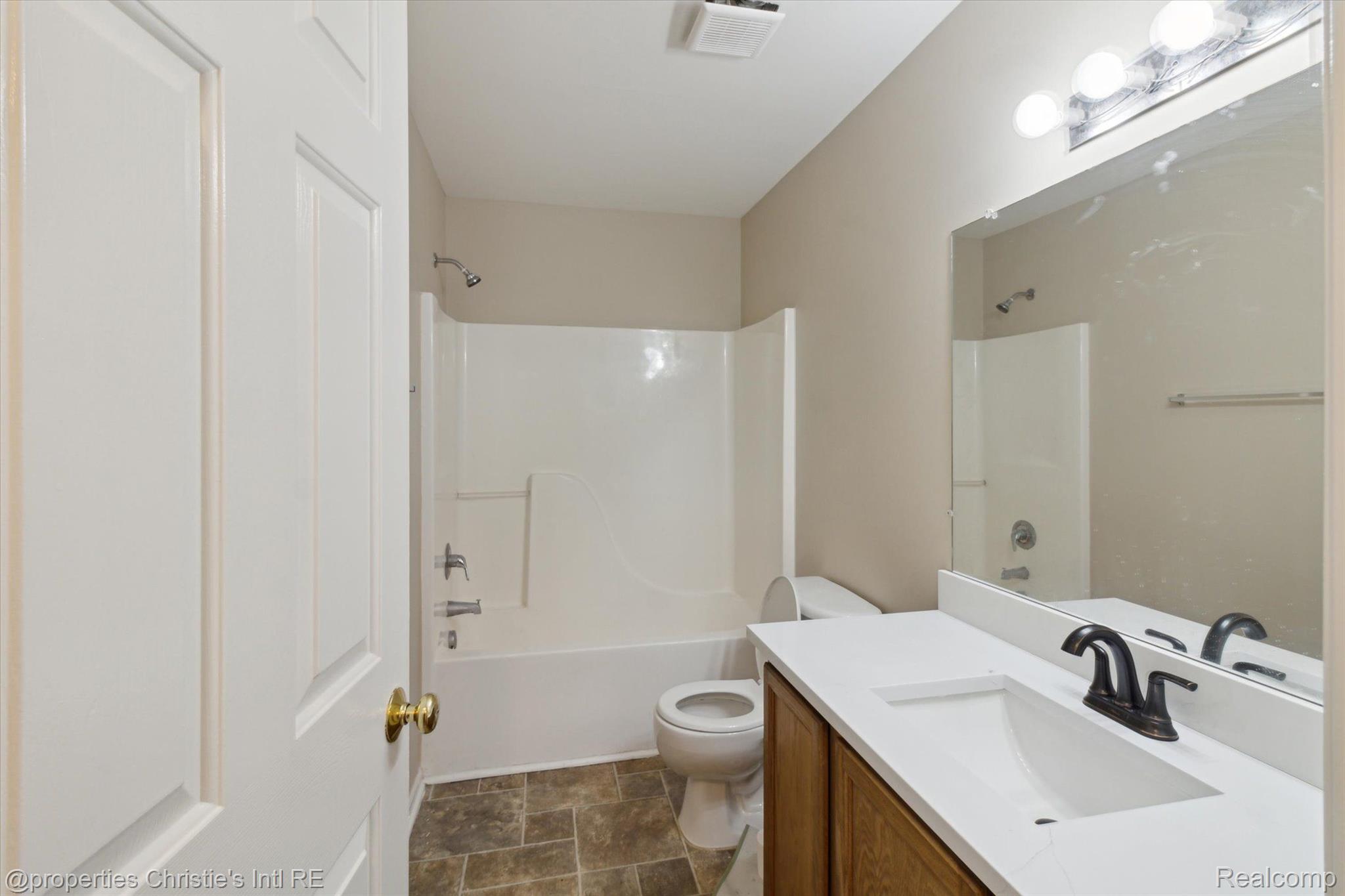 3331 WHITAKER Drive