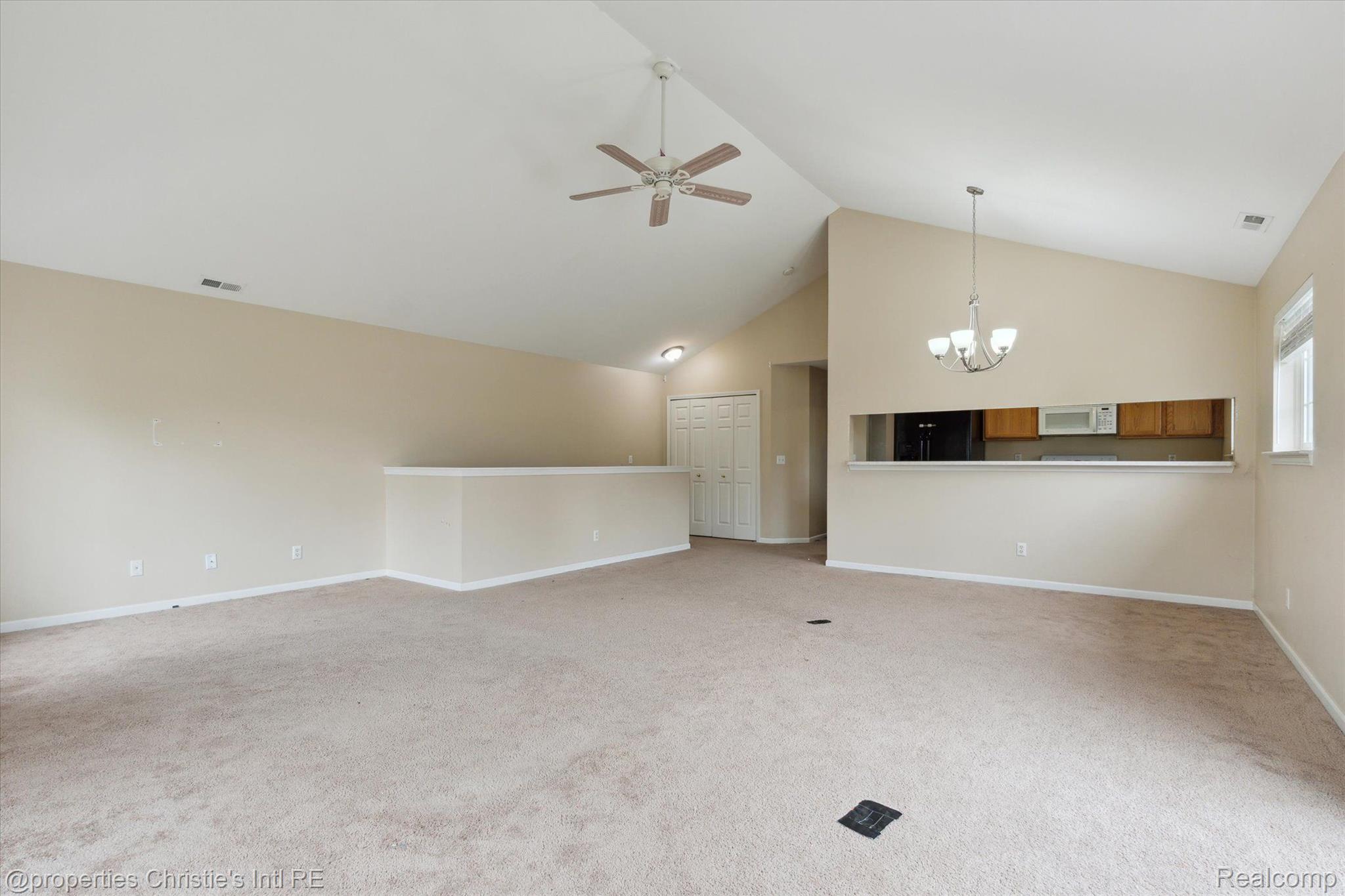 23004 FAIRLANE Boulevard