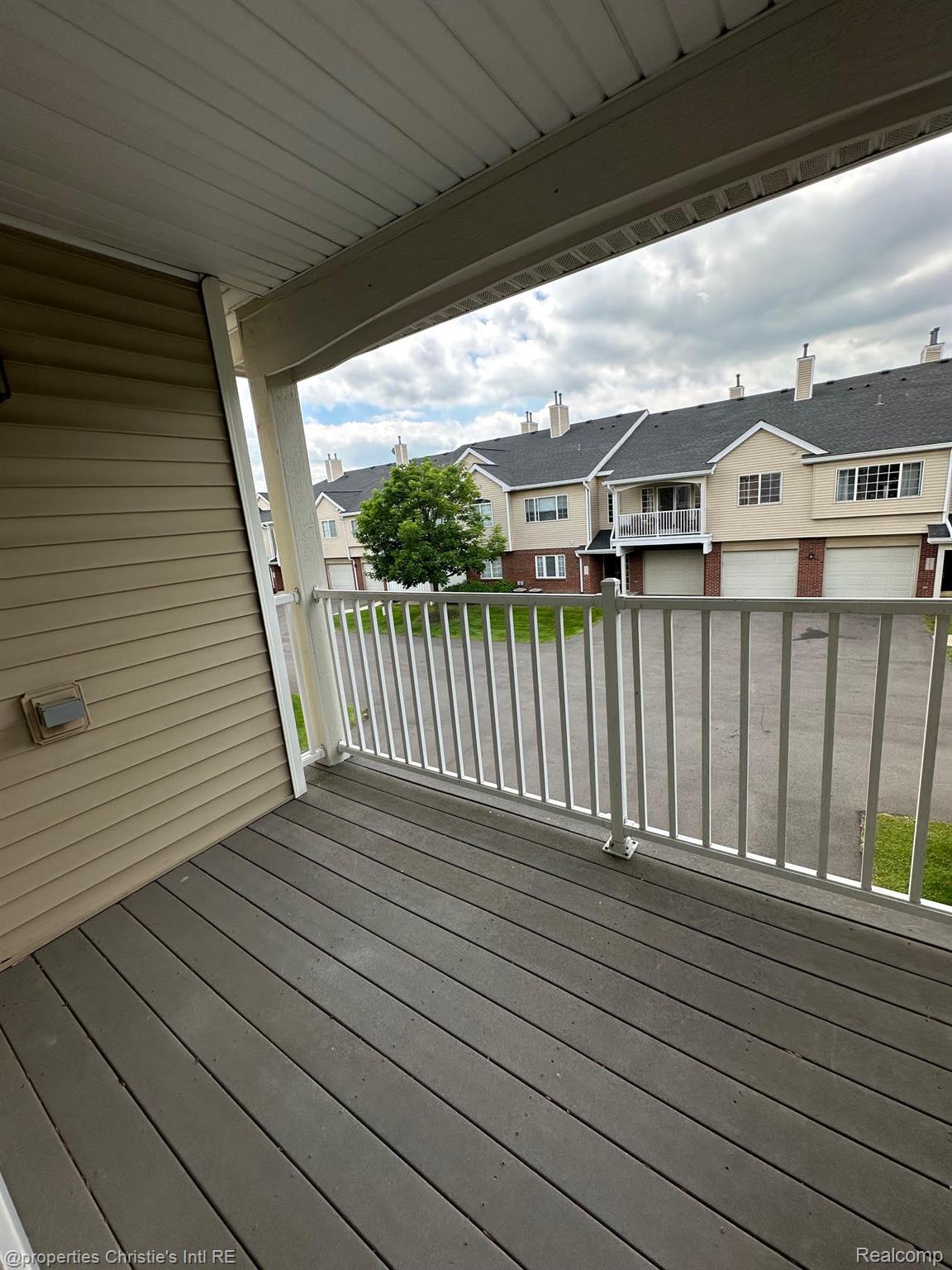 22070 Fairlane Boulevard