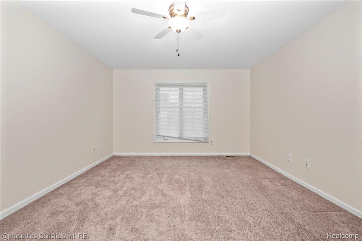 37447 Stonegate Circle