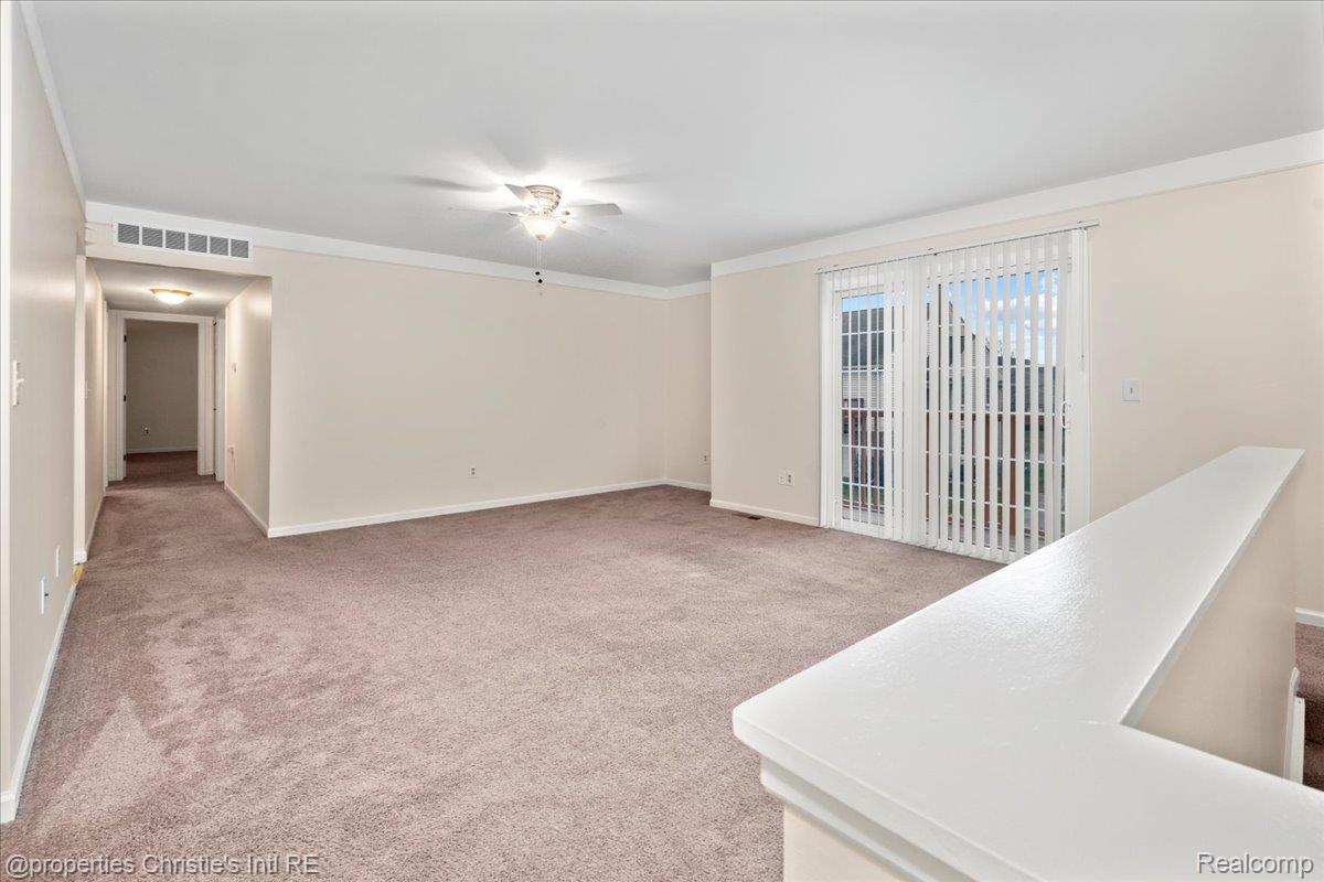 37447 Stonegate Circle