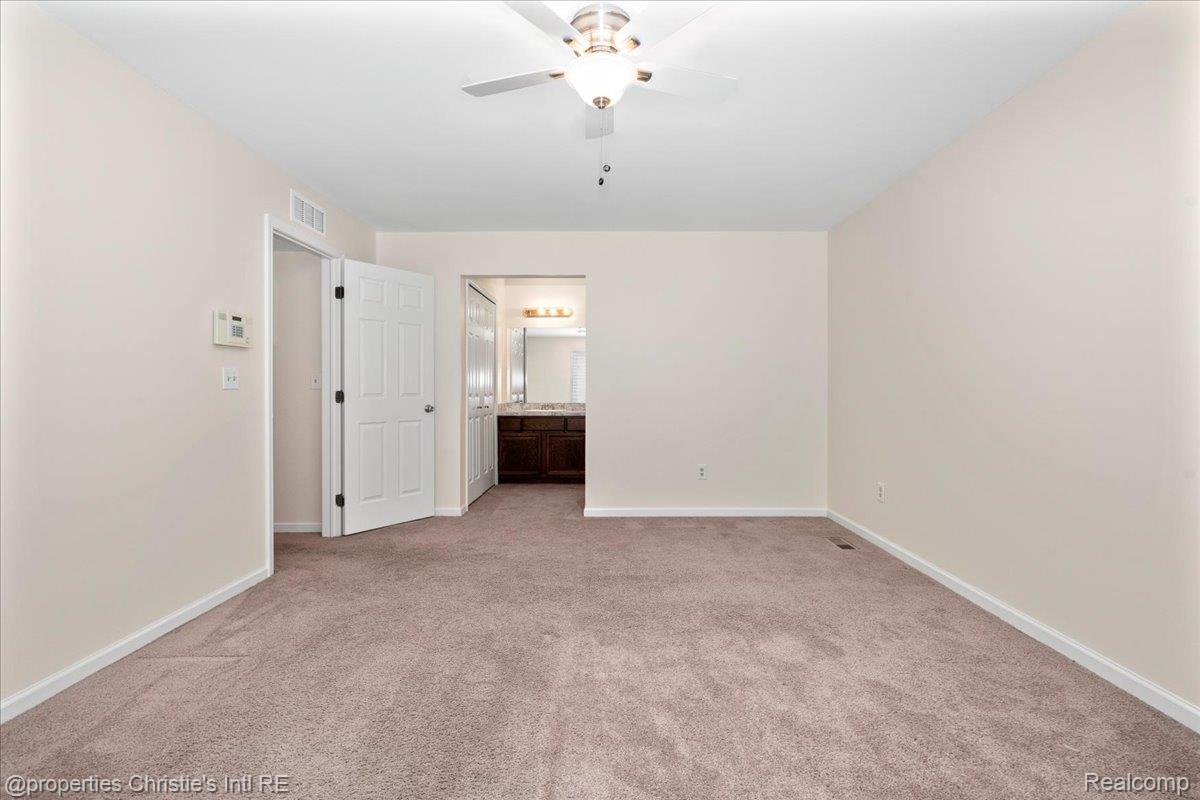 37447 Stonegate Circle