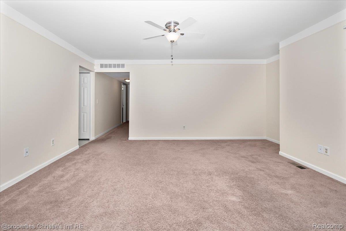 37447 Stonegate Circle