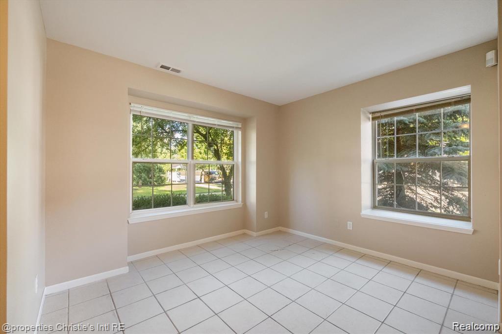 22021 Parkview Drive