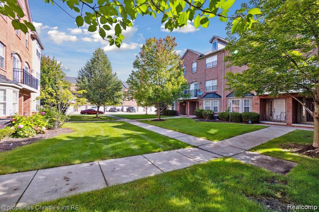 22021 Parkview Drive