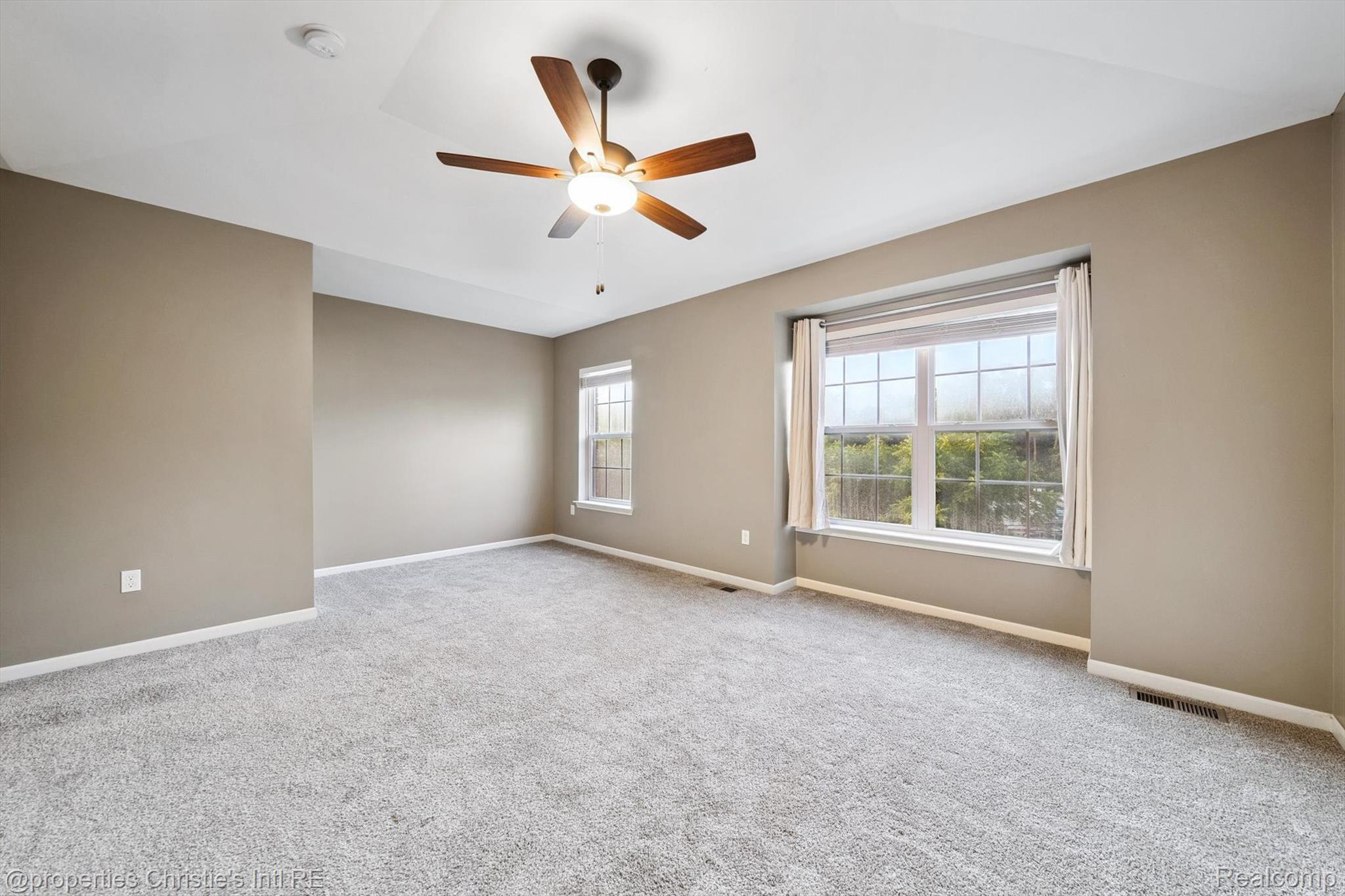 22051 Parkview Drive