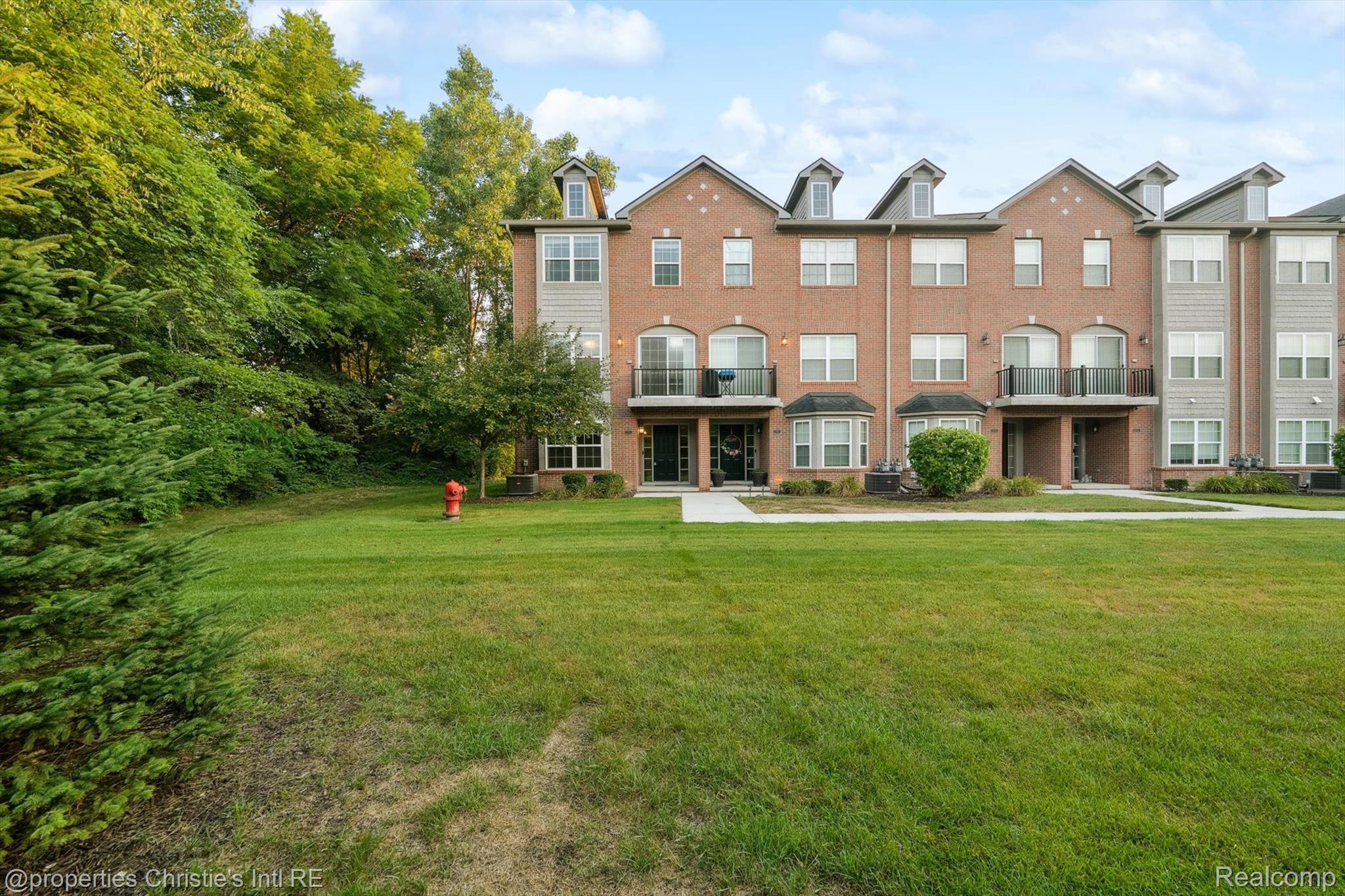 22051 Parkview Drive