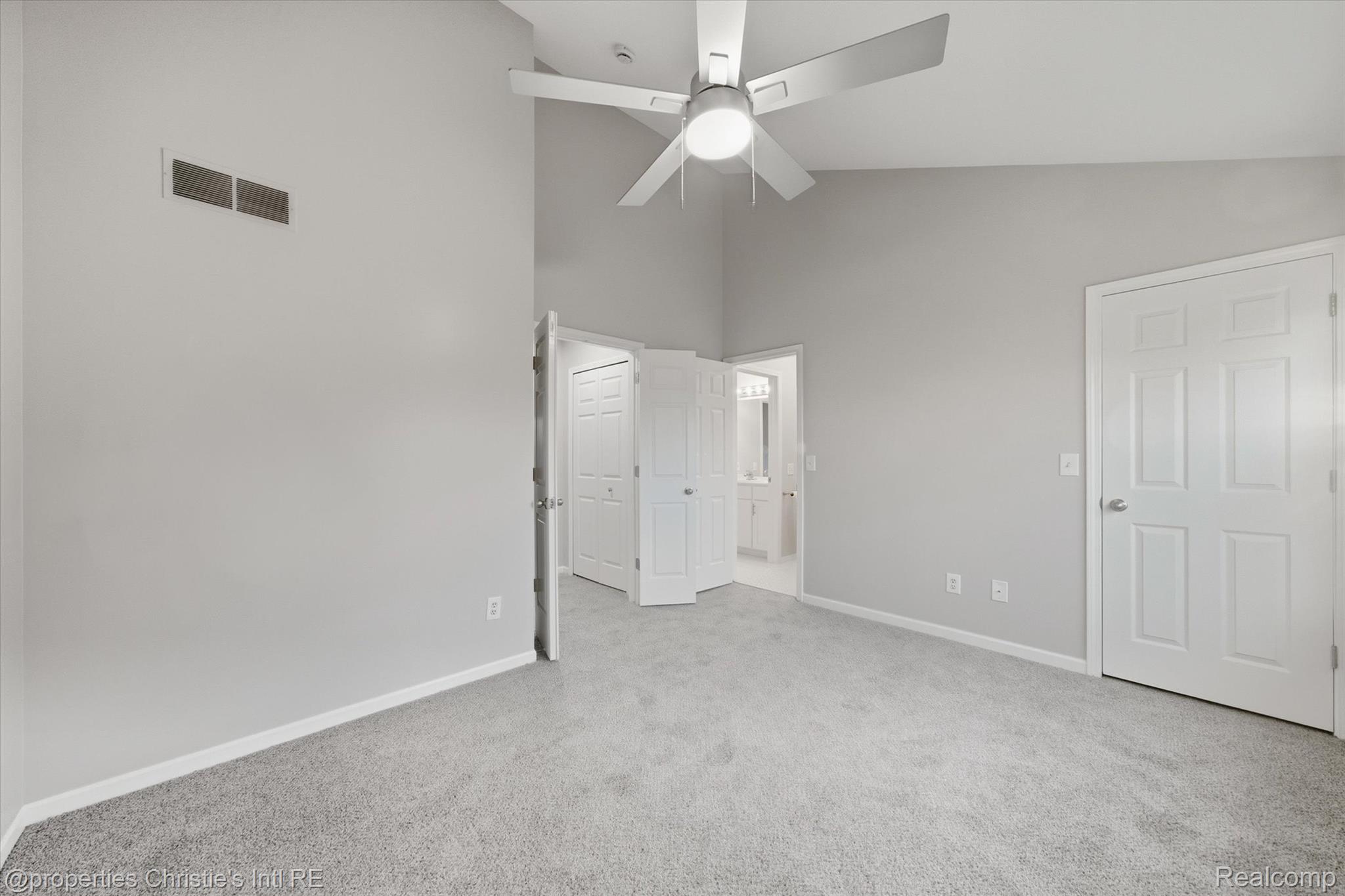 483 W Lincoln Avenue