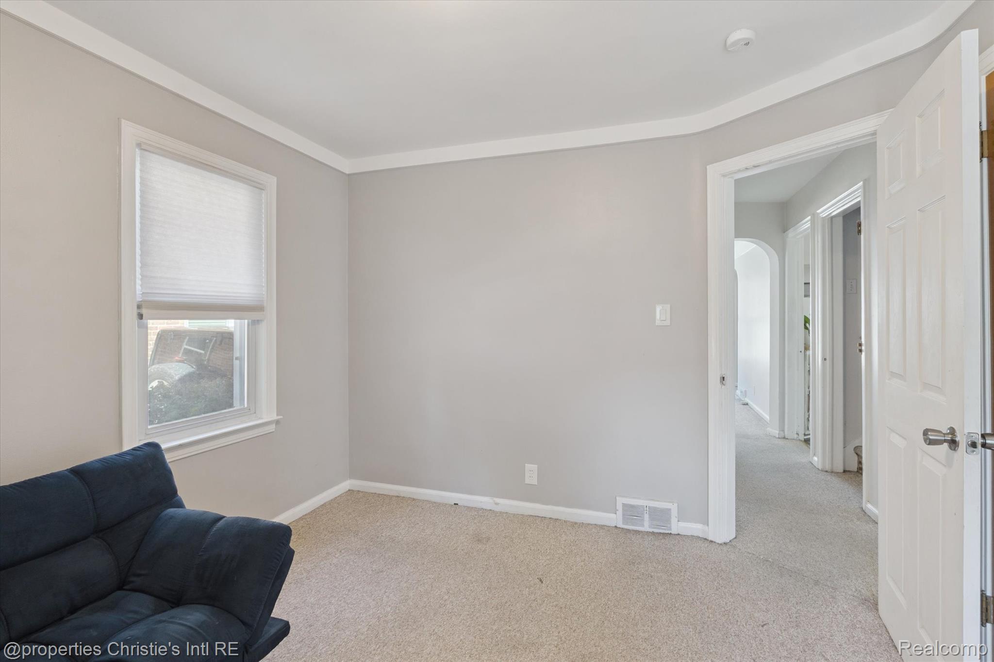 6642 Shenandoah Avenue