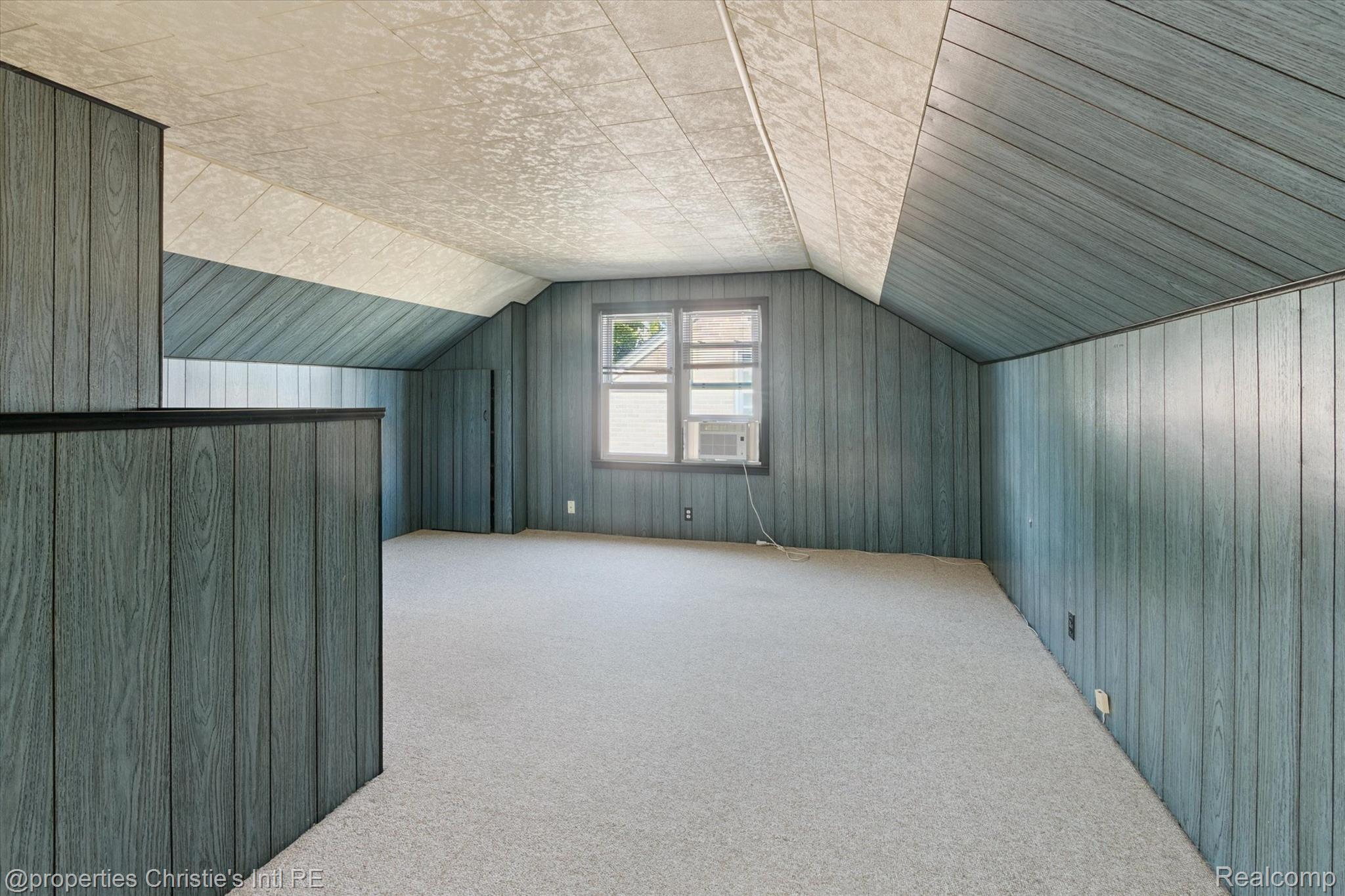 6642 Shenandoah Avenue