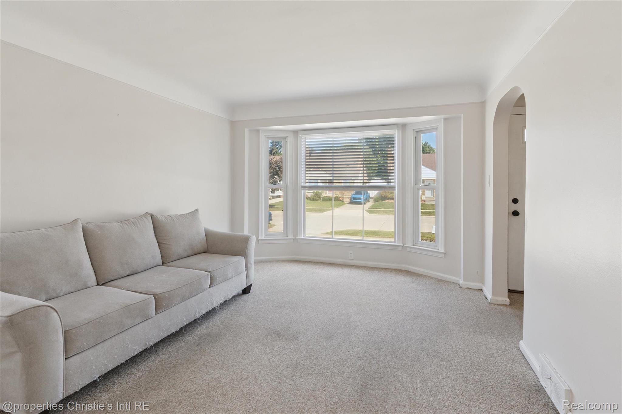 6642 Shenandoah Avenue