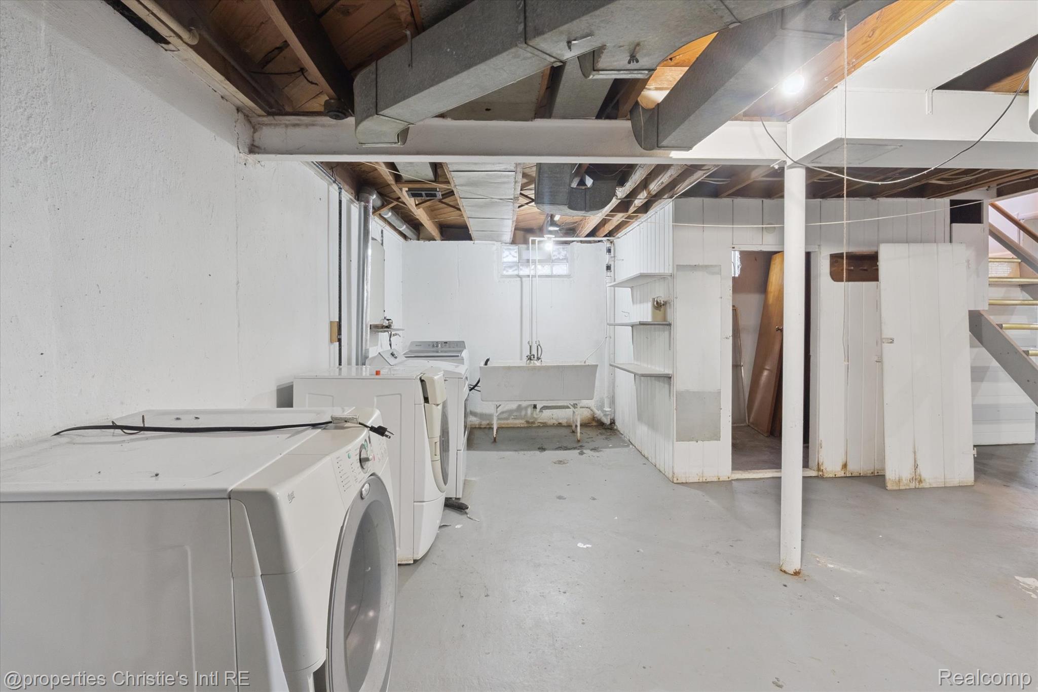 6642 Shenandoah Avenue