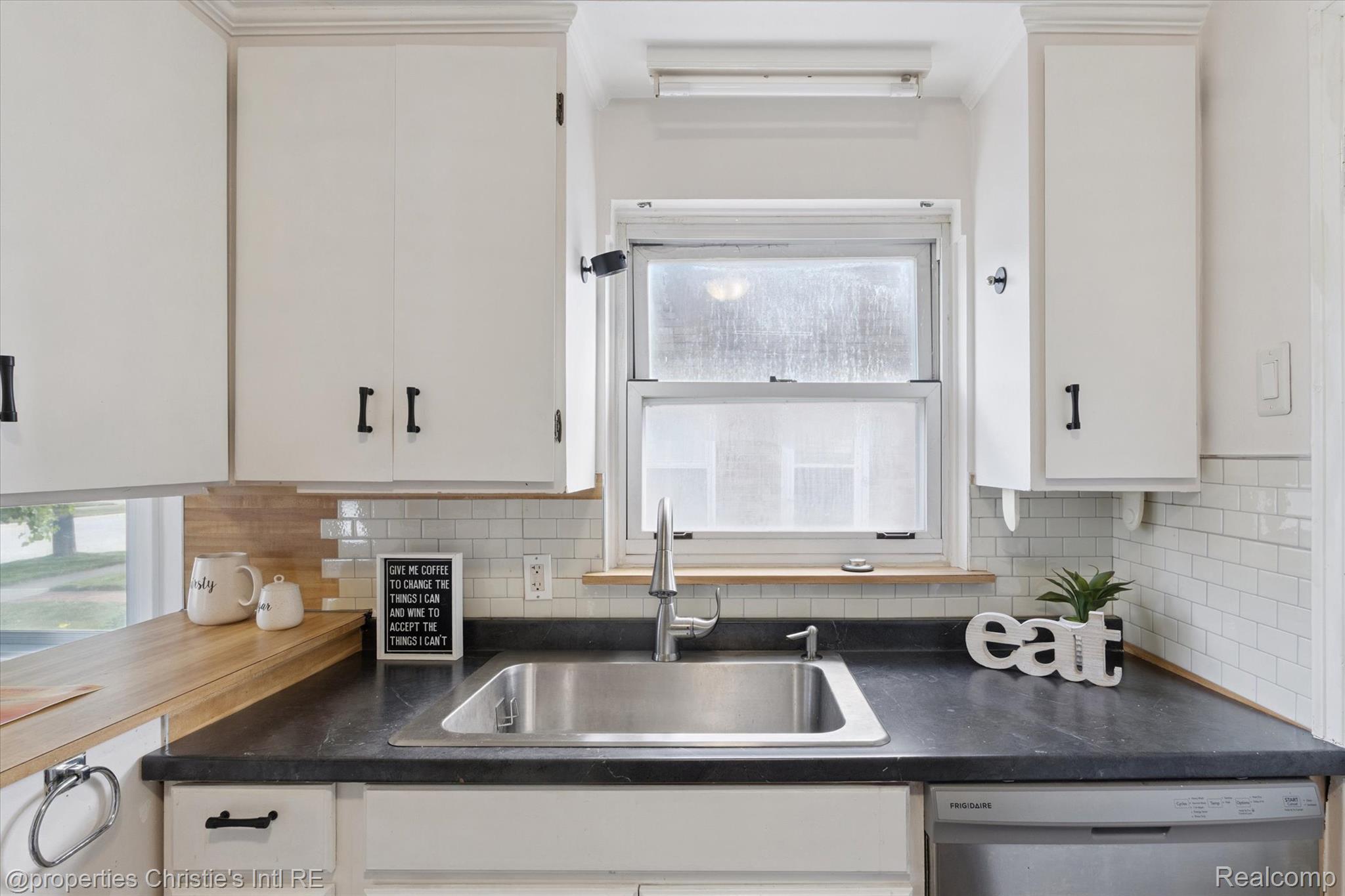 6642 Shenandoah Avenue