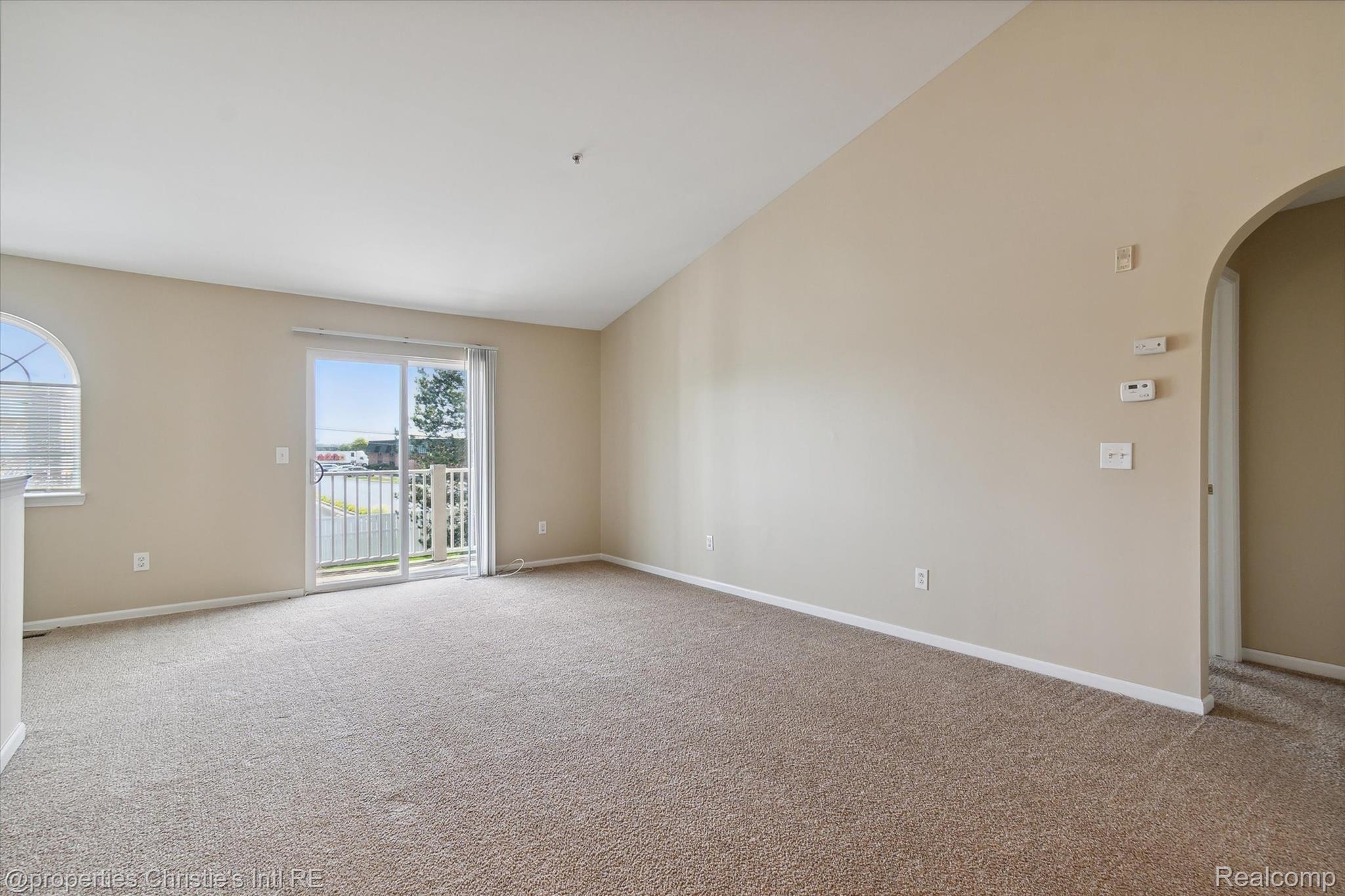 22009 Fairlane Boulevard