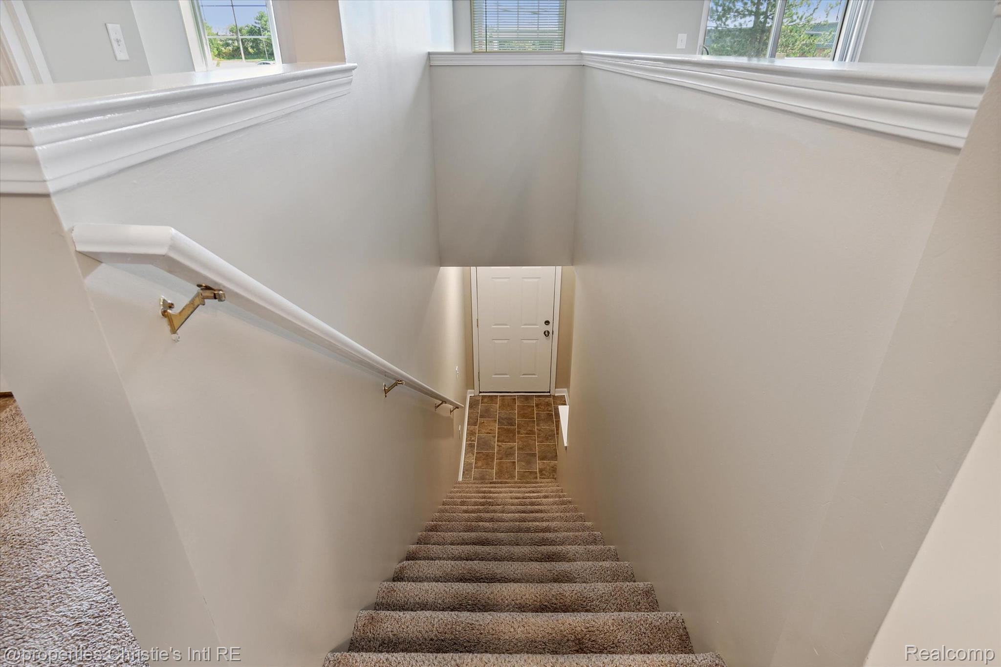 22009 Fairlane Boulevard