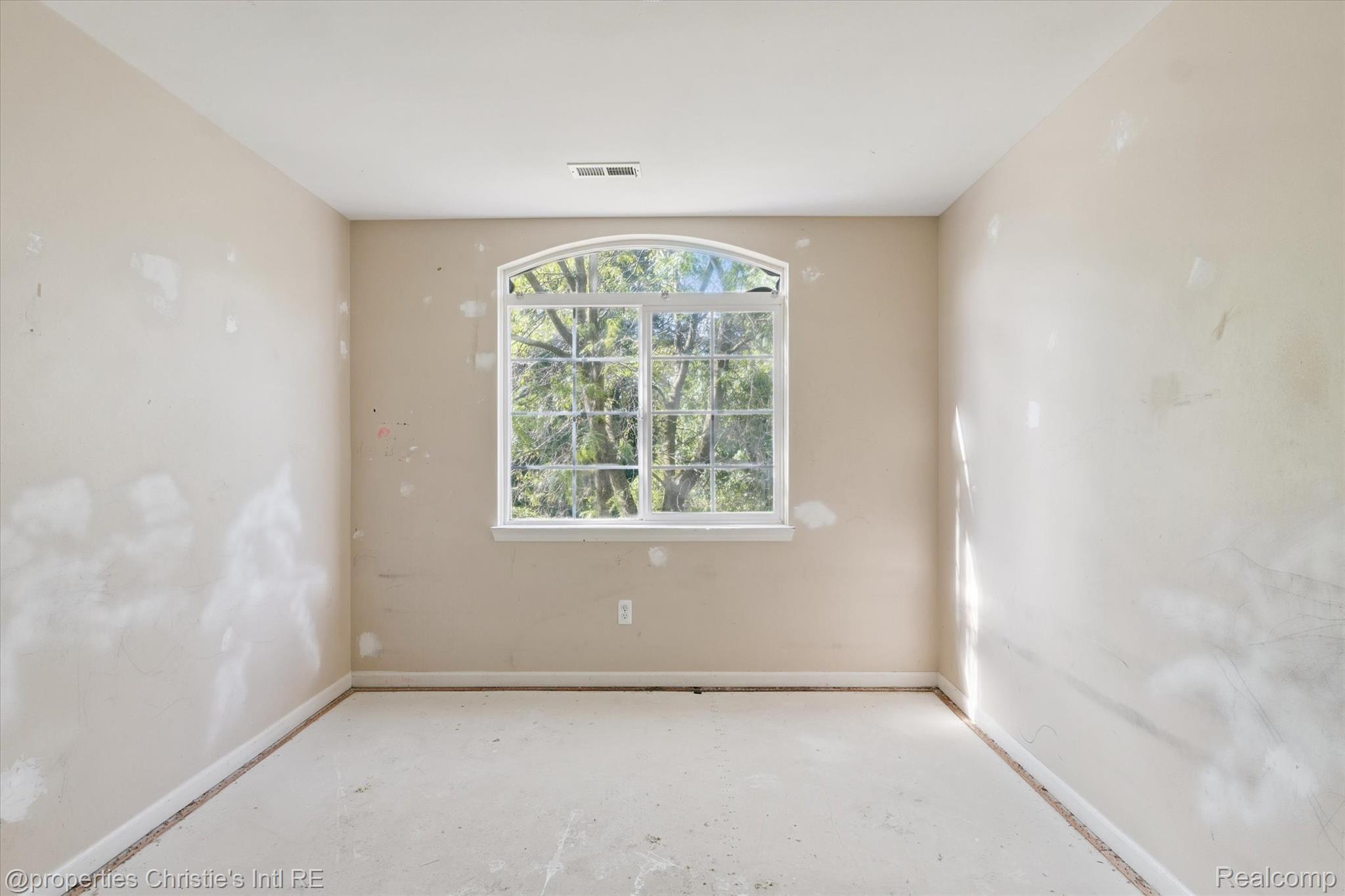 3410 Wilkerson Circle