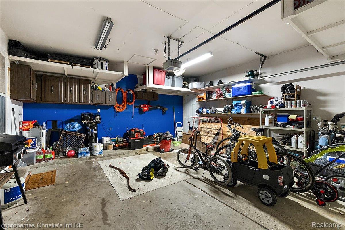 15900 Cumberland Street