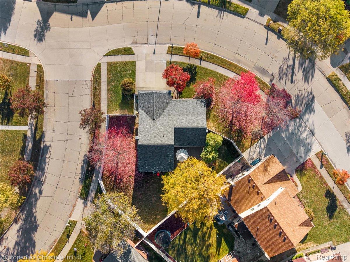 15900 Cumberland Street