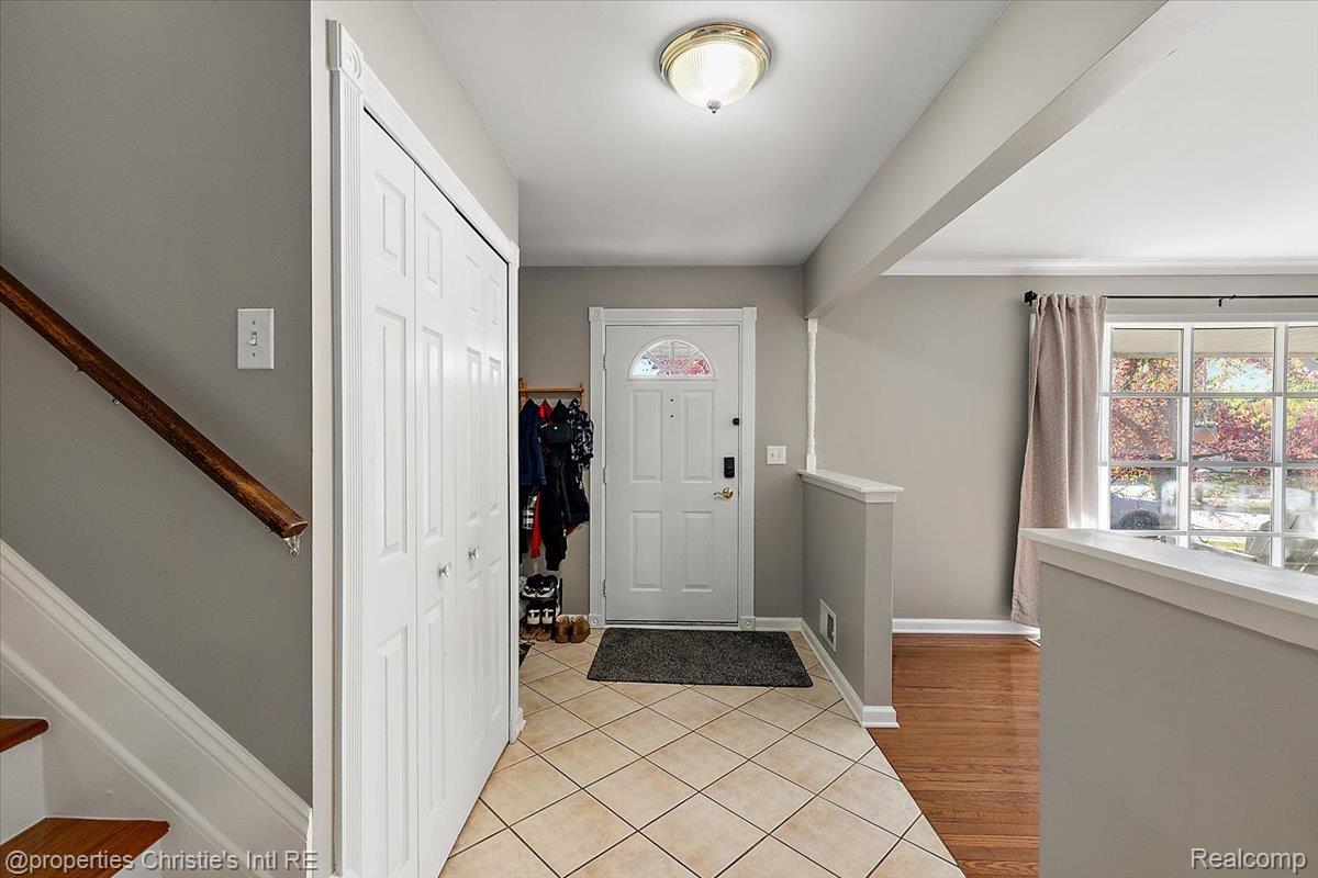 15900 Cumberland Street