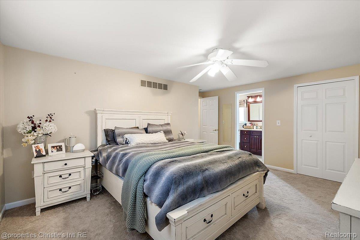 15900 Cumberland Street