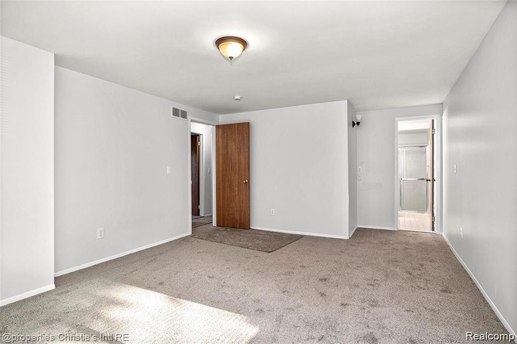 21385 Deerfield Drive