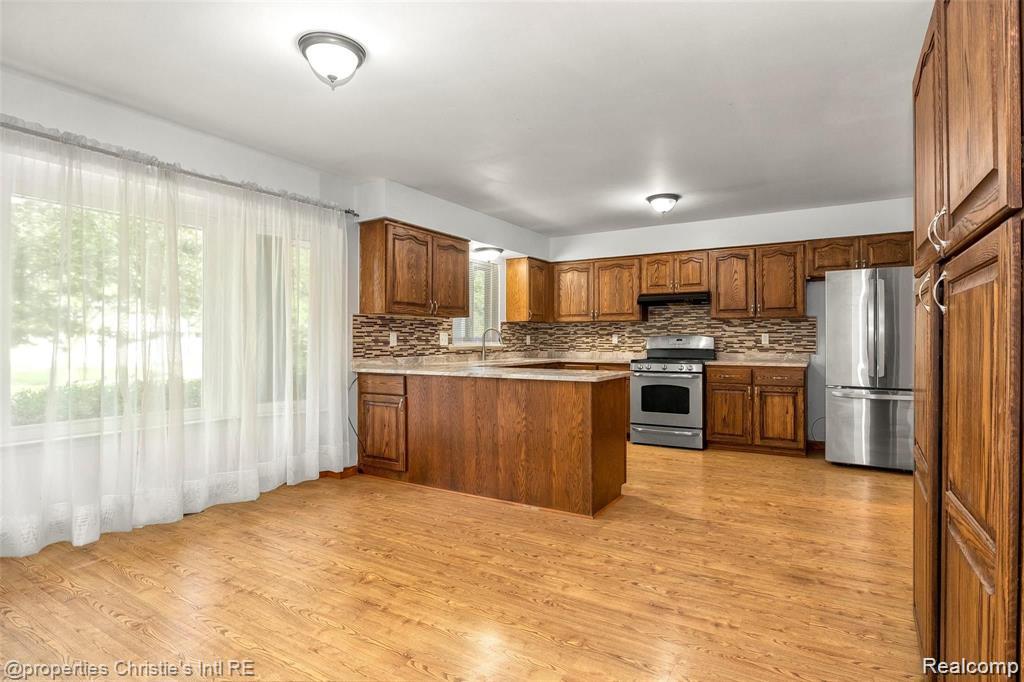 21385 Deerfield Drive