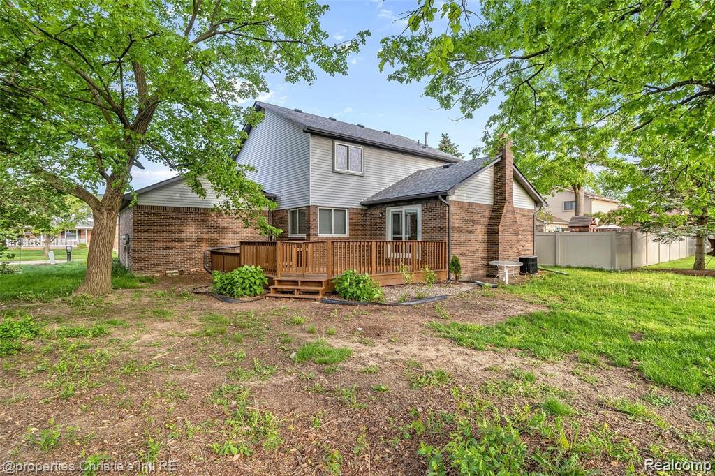 21385 Deerfield Drive